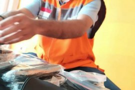 Rumah Zakat Kalbar libatkan 10.000 ibu rumah tangga buat masker kain