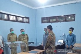 Gubernur Kalbar tinjau laboratorium Fakultas Teknik Untan untuk produksi APD