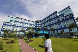 Wali Kota Tanjungpinang kritis dipasang ventilator