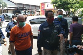 Polda Jatim lakukan pelimpahan tahap kedua kasus investasi bodong MeMiles