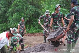 TNI-rakyat kerja di tengah COVID-19, TMMD di Buleleng sukses berlipat