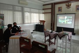 Dua pria terdakwa pembunuhan satu keluarga di Banyumas dituntut hukuman mati