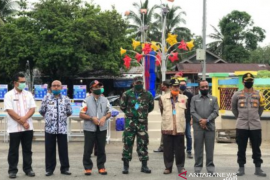 Pemkab Sijunjung sosialisasikan pencegahan COVID-19 dengan patroli wilayah