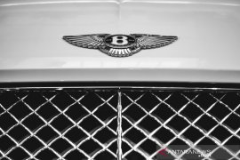 Bentley akan fokus pada pengembangan mobil hibrida