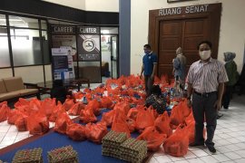 Unhas respons aduan mahasiswa terkait kebutuhan pokok