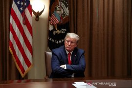 Trump segera umumkan kenaikan tarif signifikan pada impor obat-obatan asal China