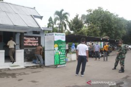 Satrol Lantamal V terima bantuan "automatic spray chamber" cegah penyebaran COVID-19