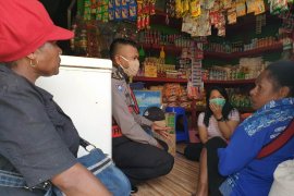 Polisi Tolikara imbau pedagang tidak naikan harga sembako