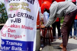 Kampung Wajib Masker dan Cuci Tangan Page 1 Small