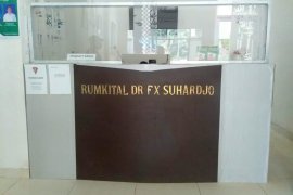 Rumkital dr. FX. Suhardjo Lantamal IX/ Ambon pulangkan pasien sembuh COVID-19