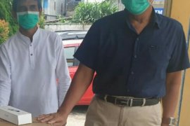 GAPKI berikan APD ke RSU YARSI Pontianak