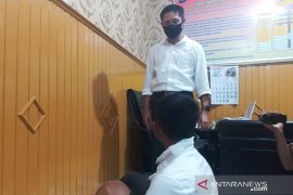 Belum genap sebulan terima program asimilasi, Mardinata kembali beraksi dengan mencuri puluhan gawai