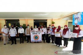 PPNI HST gelar do'a bersama untuk para perawat dan serahkan bantuan