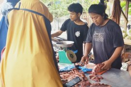 Pasar Dumai ramai, warga siap sambut Ramadhan di tengah corona