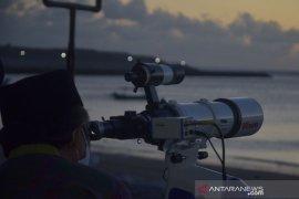 Hilal tak terlihat di Bali karena tertutup awan