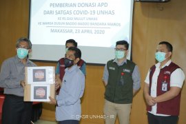Satgas COVID-19 Unhas kumpulkan dana bantuan sebesar Rp1,7 miliar
