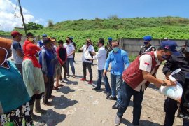 Jelang PSBB, Klub Moge Jatim gelar baksos peduli COVID-19 di Gresik