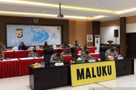 Kapolri instruksikan semua polda siapkan 25 ton beras bantu warga belum dapat bansos