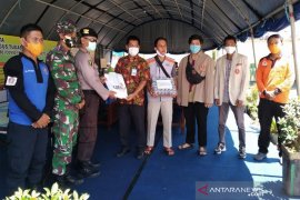 Lazismu Barito Utara bagikan masker dan sembako terdampak COVID-19
