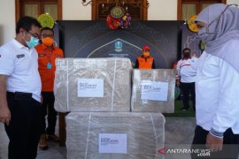 Gugus Tugas COVID-19 Jatim terima kiriman 41.000 unit "kit reagen"