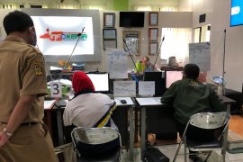 Dispar Yogyakarta melanjutkan pendampingan pendaftaran Kartu Prakerja