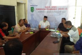 Bupati Indragiri Hulu ajak insan pers bersama hadapi COVID-19