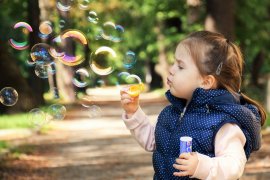 Tips mengasuh anak selama pandemi, bahagiakan dulu diri sendiri