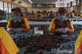 Pengusaha dodol di Garut manfaatkan pasar "online" di tengah COVID-19