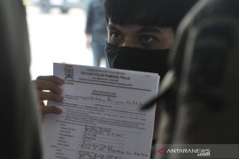 Warga tanpa masker ditahan satu malam di Asrama Haji Palembang Page 4 Small