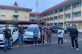 Timsus Maleo Polda Sulut ringkus  pelaku penggelapan mobil