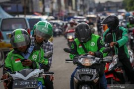 Kemarin, fitur baru WhatsApp hingga barang wajib naik ojek