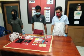 Seorang janda bandar narkoba dibekuk polisi