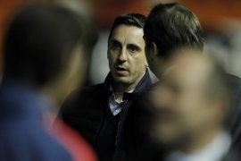 Gary Neville: Liga Premier dan klub-klubnya 'ketakutan sampai mati'
