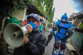 Robot satgas anti nongkrong