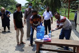 Dishub Labuhanbatu awasi masyarakat di Jalinsum