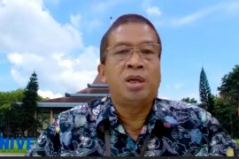 Kebijakan UKT diserahkan pada pimpinan perguruan tinggi