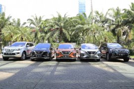 Nissan pinjamkan Terra dan Livina untuk operasional relawan COVID-19