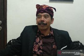 PHDI Bali ajak umat persembahkan "pejati" agar COVID-19 segera hilang