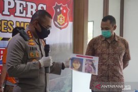 Kronologi mayat dalam kardus, korban tolak ajakan hubungan badan tersangka J