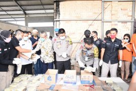 Polda Jambi musnahkan 42 kg sabu-sabu sitaan jaringan internasional