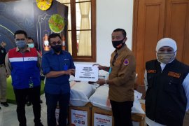 Pertamina Jatim salurkan bantuan Rp2,9 miliar