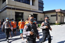 Sembilan orang komplotan begal motor di Sidoarjo dibekuk