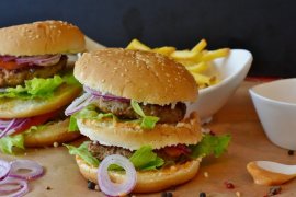 Empat cara kurangi ketagihan makanan "junk food"