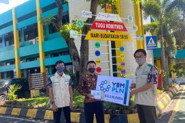 PLN bantu Rp20 juta untuk renovasi Ponpes Riyadus Solihin di Bantaeng