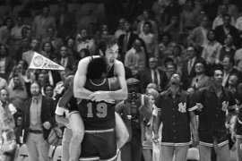 Knicks juara NBA, lantas berpuasa hampir lima dasawarsa