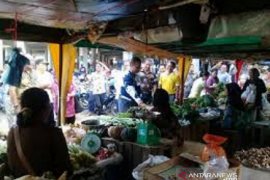 Pasar dadakan takjil Ramadhan di Inhu sepi