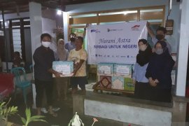Toyota Astra Financial Services Kediri bagikan paket bahan pokok