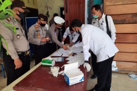 BNNK Solok periksa urine personel Polres Solok Arosuka