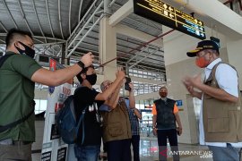 Sidak terminal, Doni Monardo apresiasi warga patuhi larangan mudik
