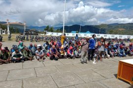 Pemkab Lanny Jaya tindak lanjuti keluhan pengojek terdampak virus corona